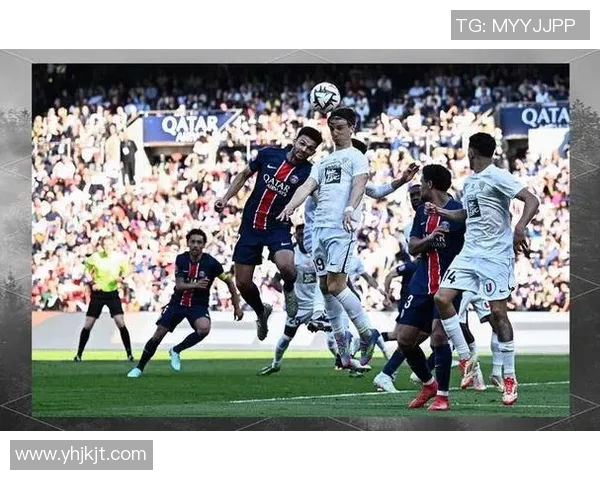 巴黎圣日耳曼与马赛鏖战平局,法甲榜首争夺战精彩上演