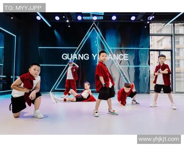 街舞文化的变迁与创新成都街舞队的转型之路探秘